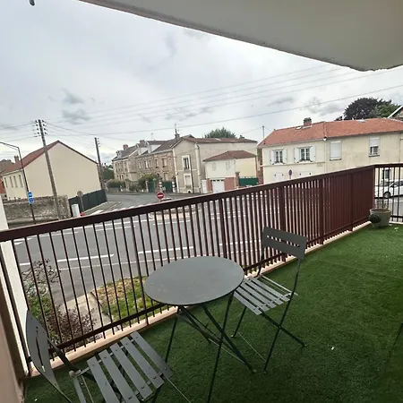 En Champagne Apartment